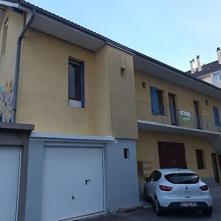 Appartement Duplex Avec Garage Annecy Centre Et Lac Exterior foto